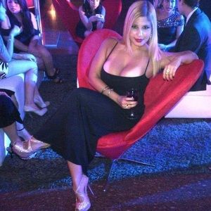 Meet your Posher, Vanessa